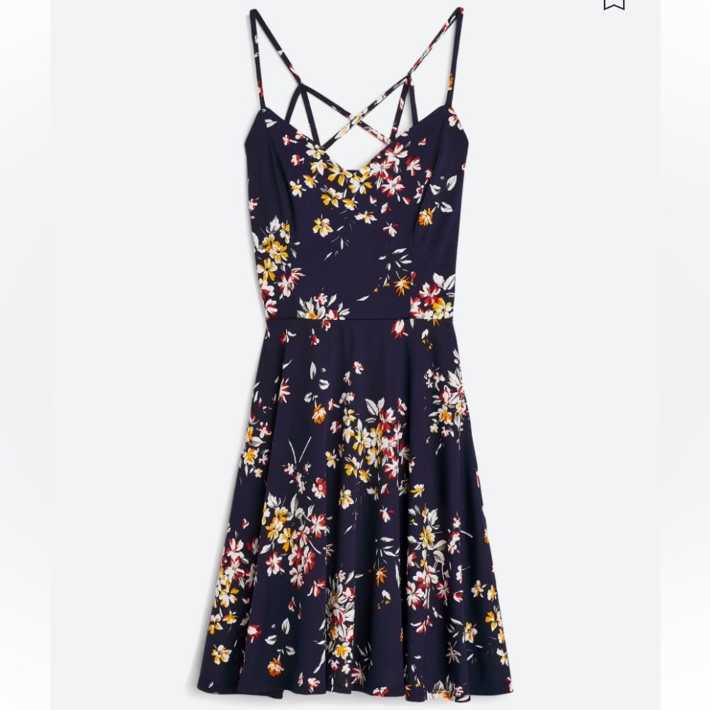 Size Medium Blue Flower Pattern Dress